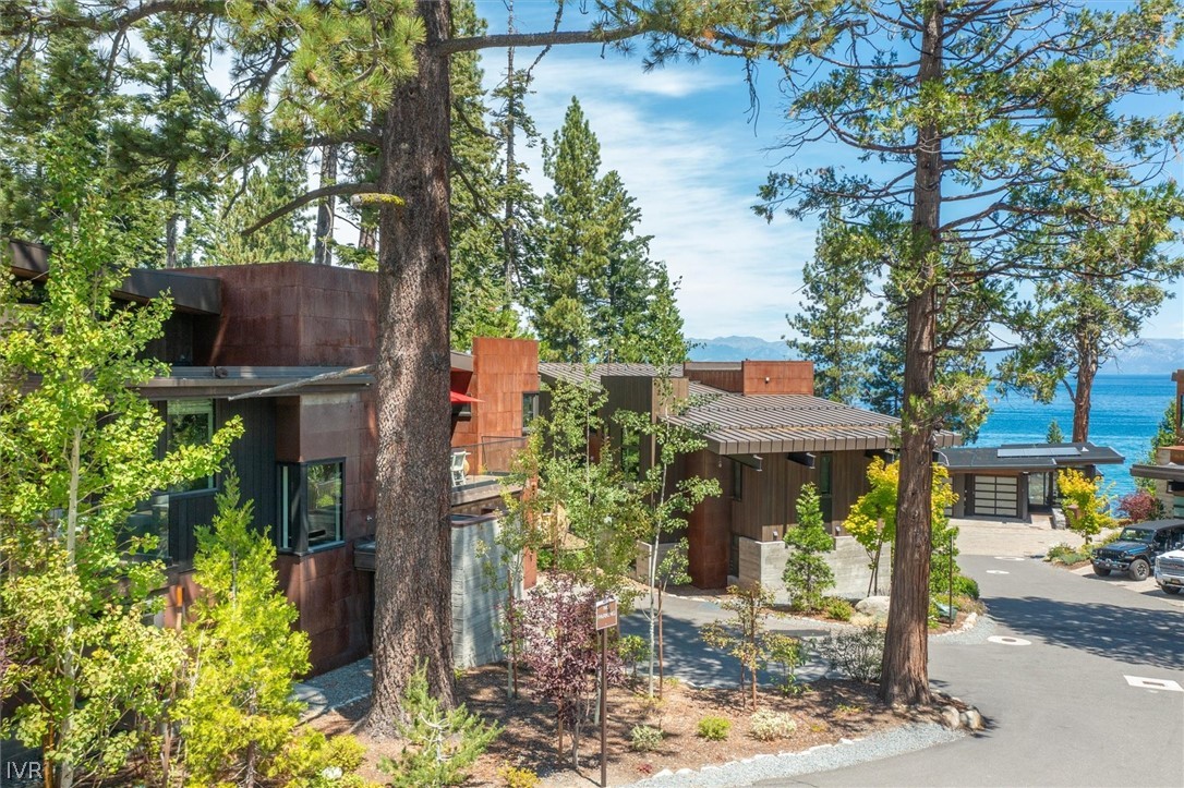 120 Old Cedars Place