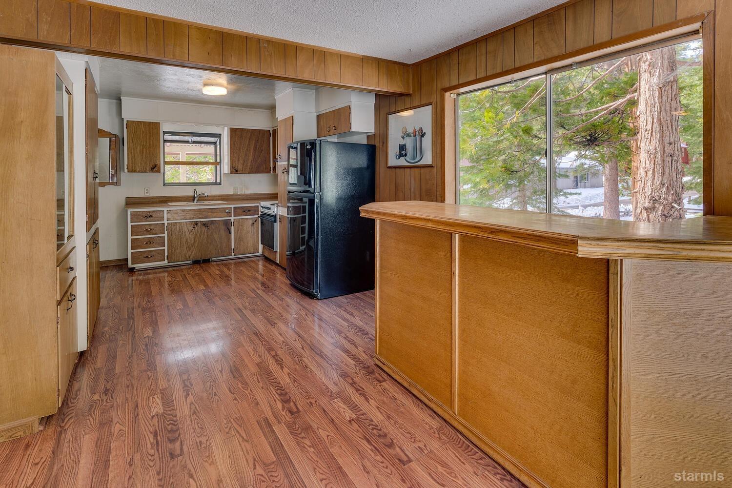 691 Panther Lane