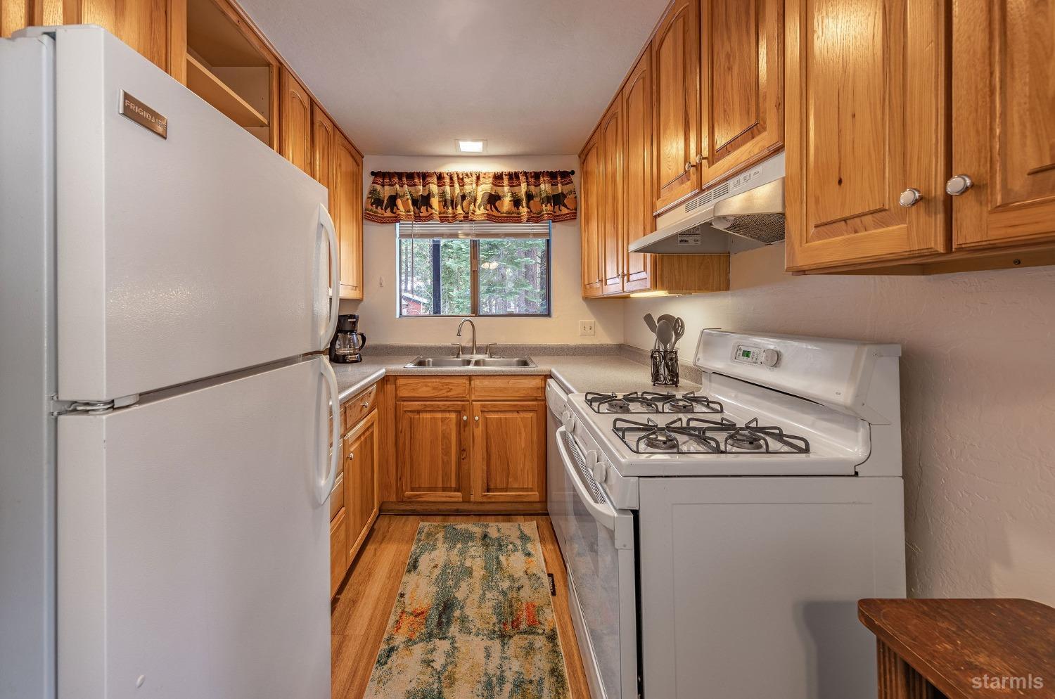 516 Emerald Bay Road
