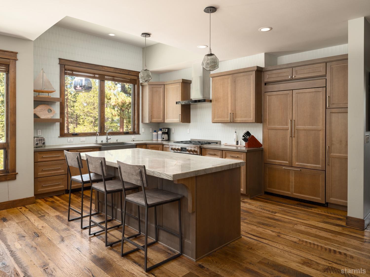 30 Lake Parkway Unit: 5