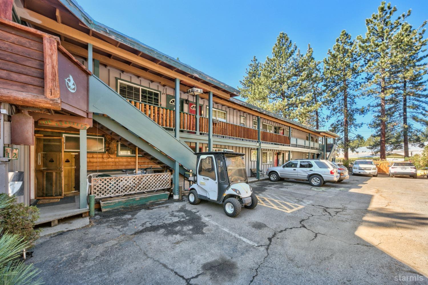 3893 Pioneer Trail