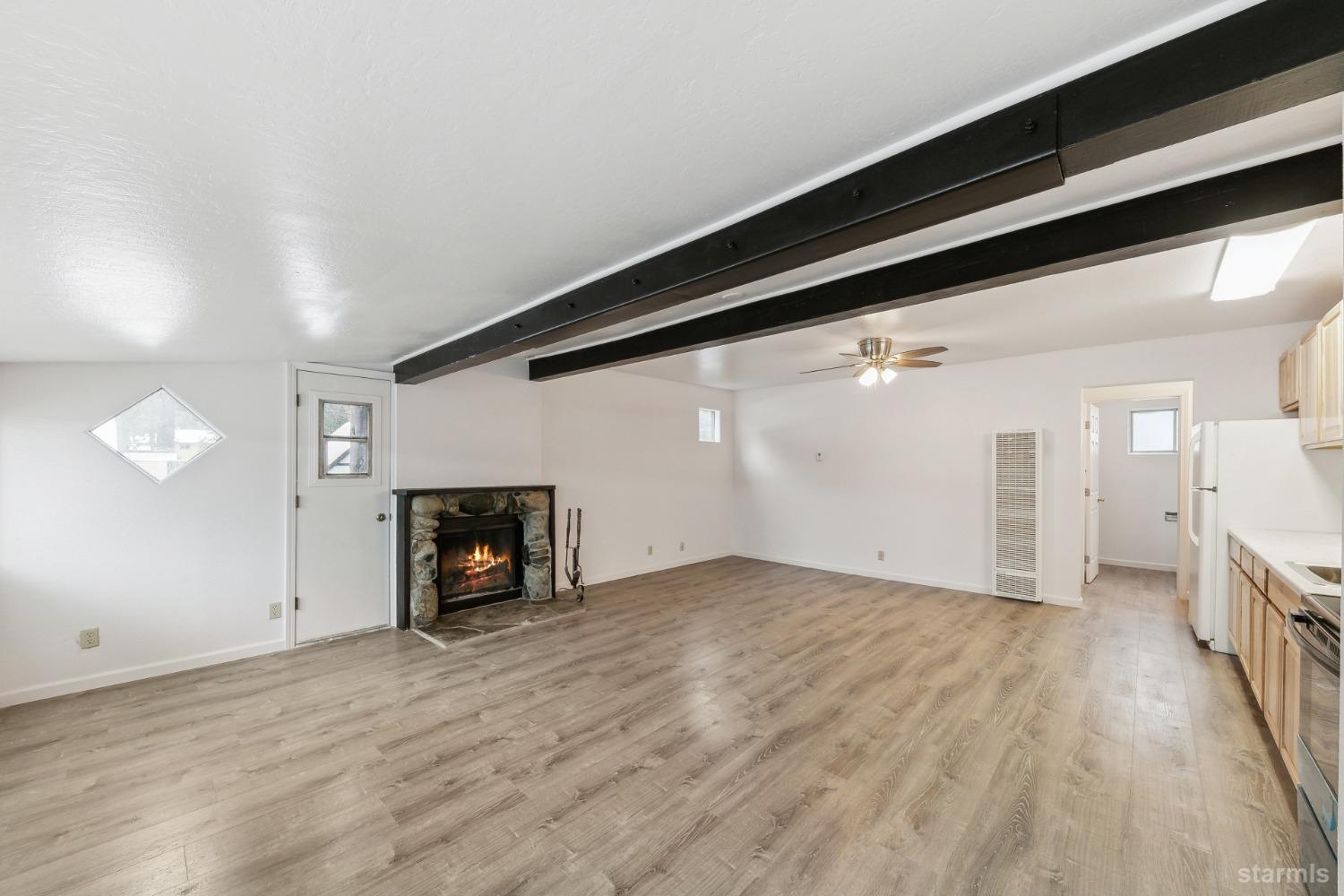 3893 Pioneer Trail