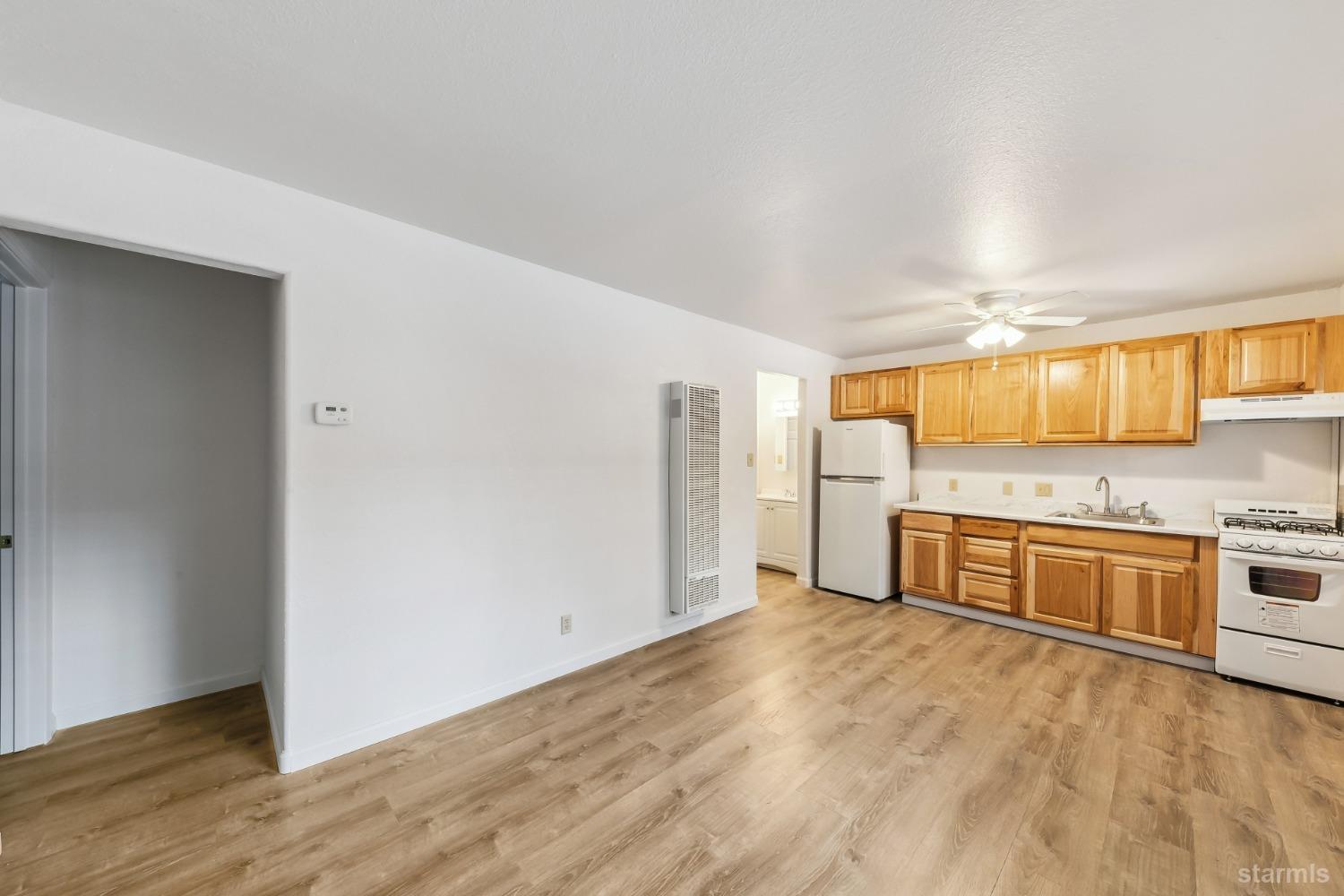 3893 Pioneer Trail