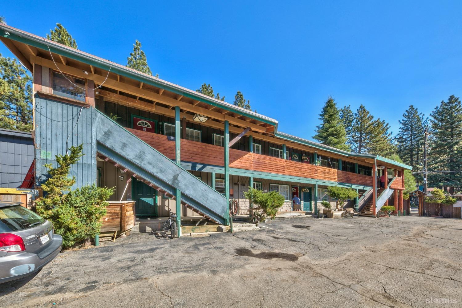 3893 Pioneer Trail