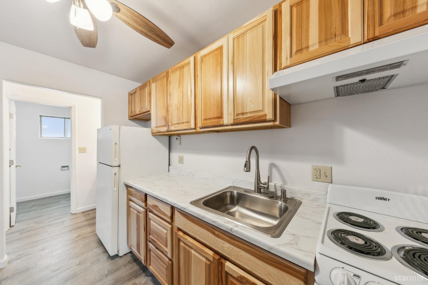 3893 Pioneer Trail