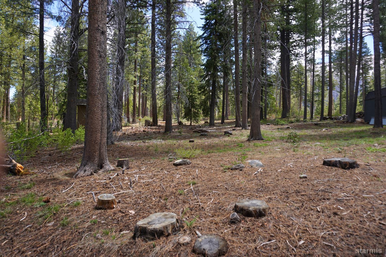 1548 Iroquois Circle