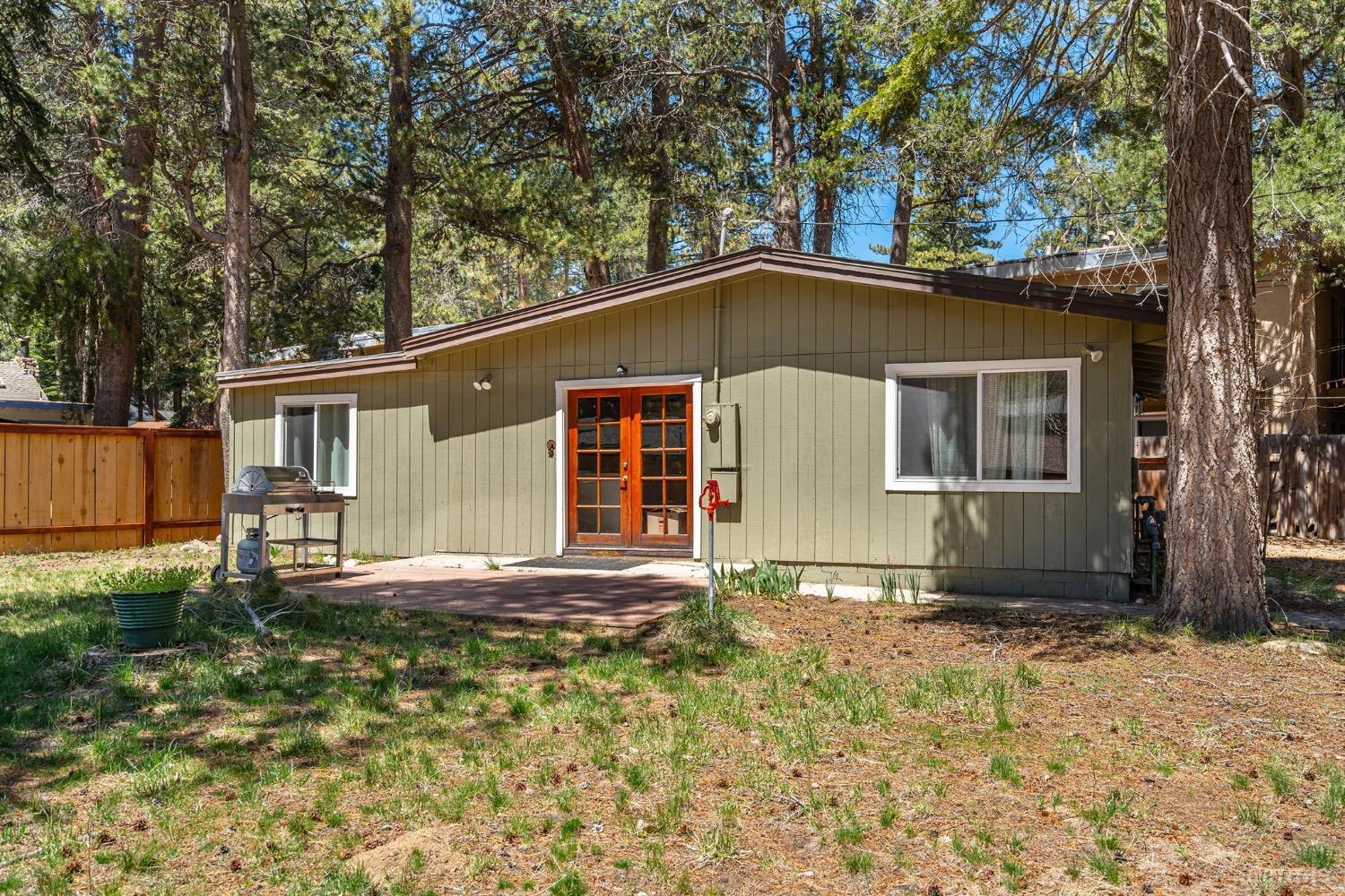 1110 Bonanza Avenue