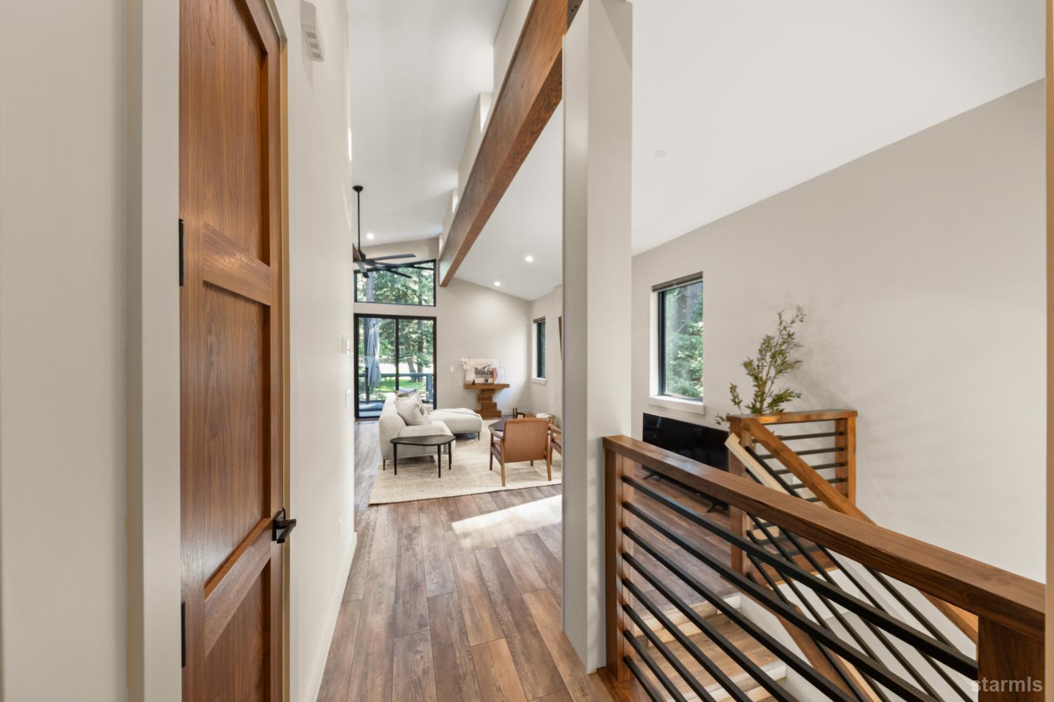 648 James Avenue