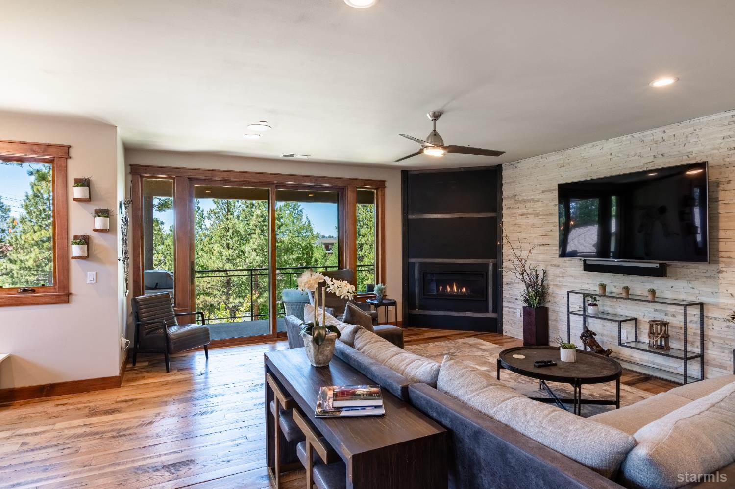 30 Lake Parkway Unit: 20