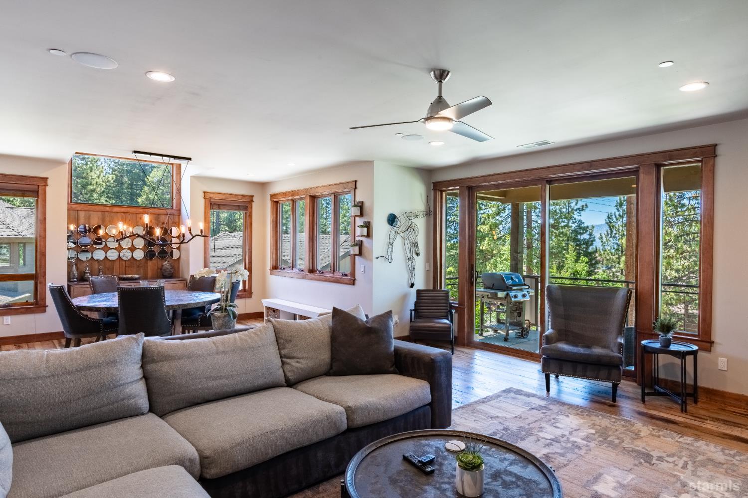 30 Lake Parkway Unit: 20