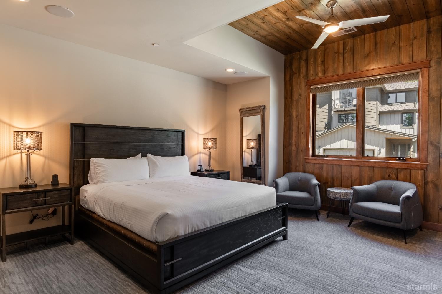 30 Lake Parkway Unit: 20