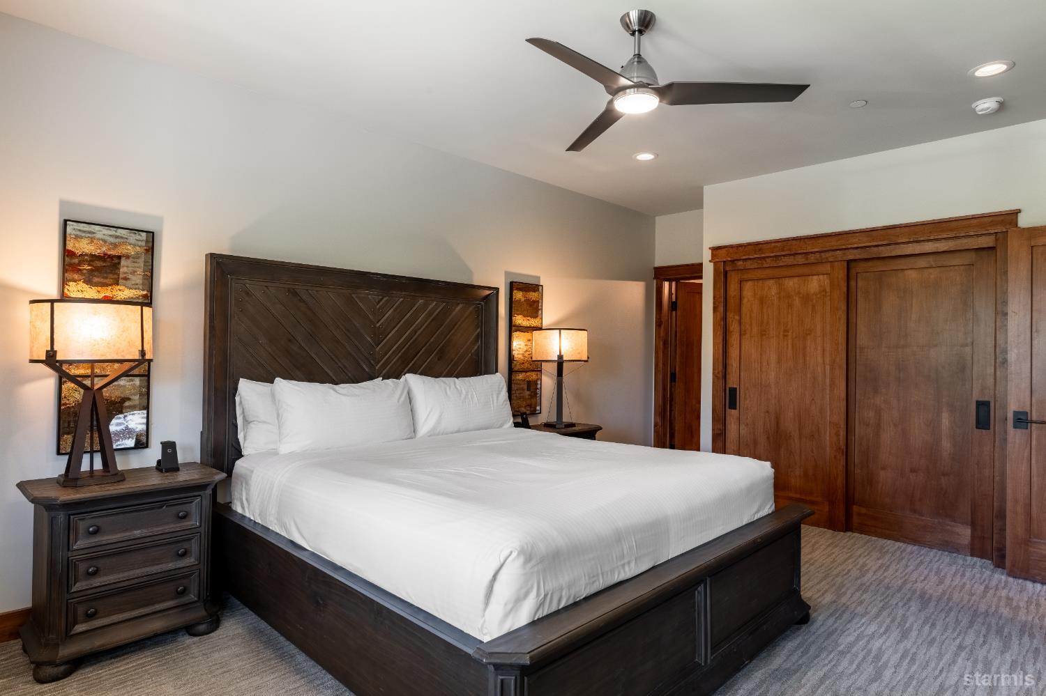 30 Lake Parkway Unit: 20