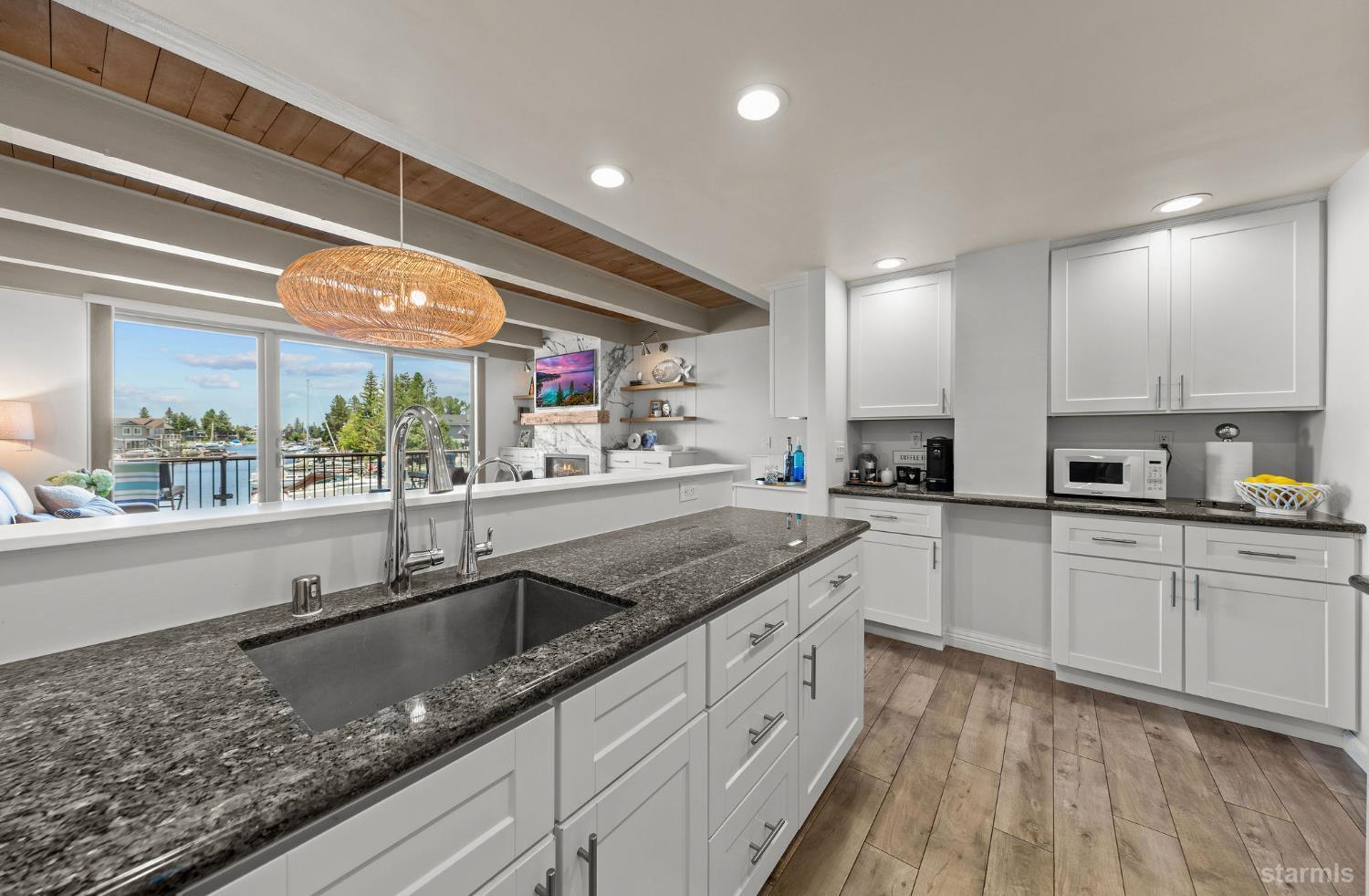 552 Christie Drive