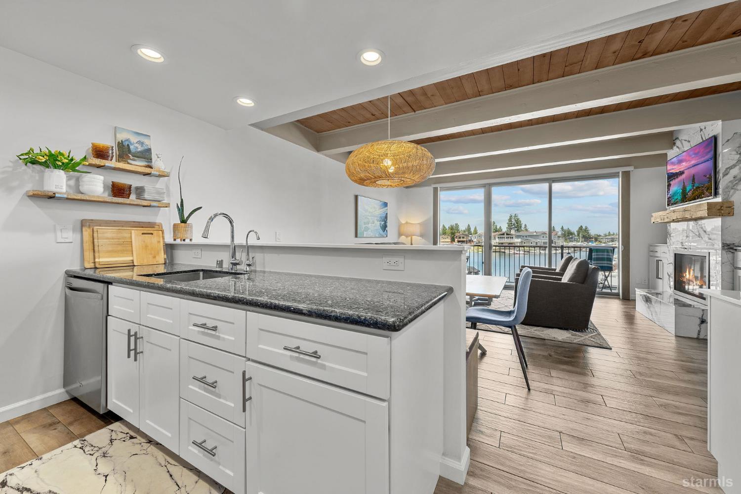 552 Christie Drive