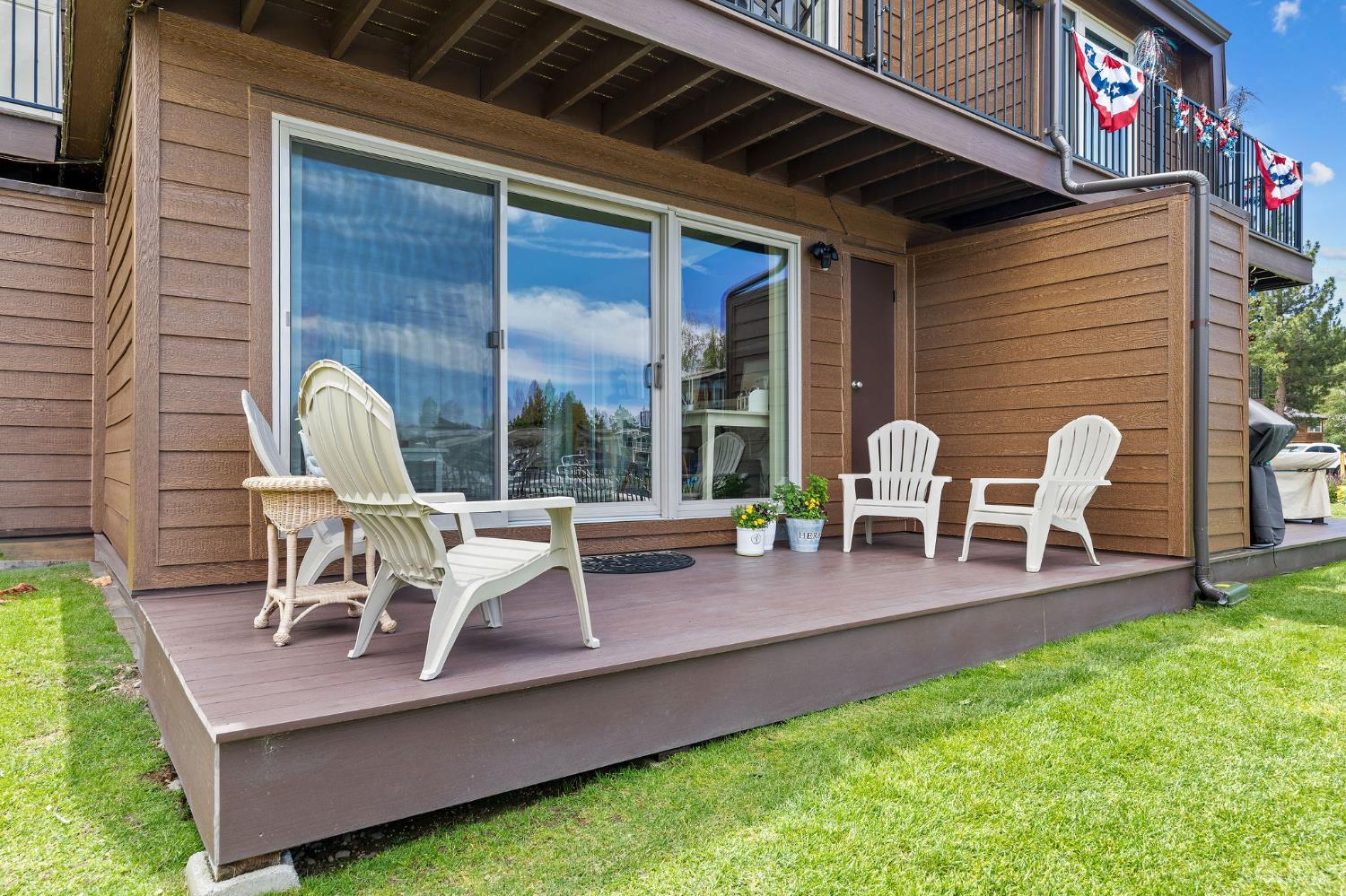 552 Christie Drive