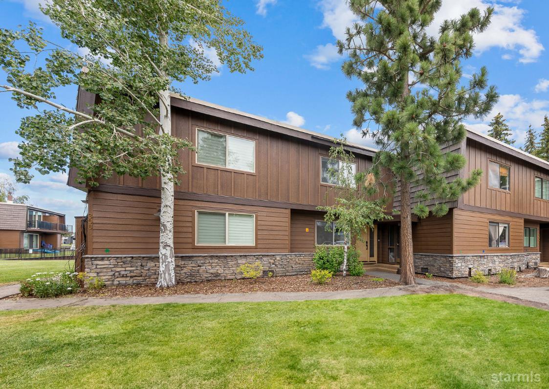 552 Christie Drive