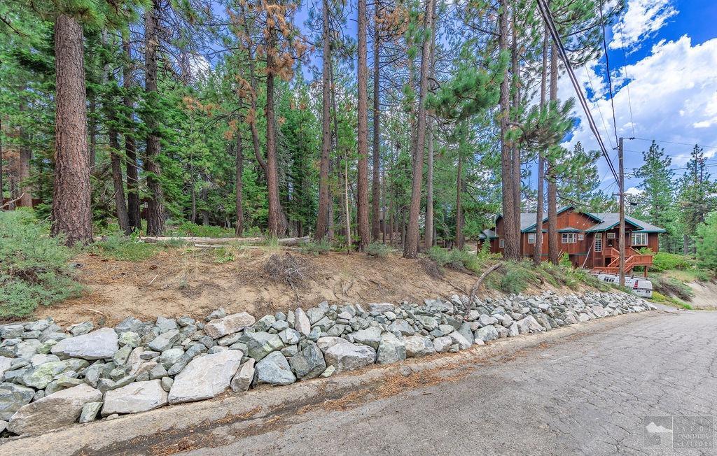 1801 Meadow Vale Drive