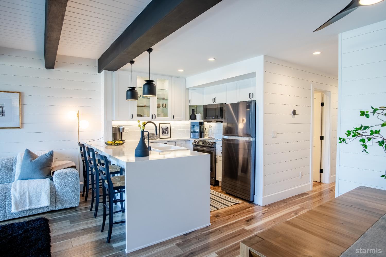 357 Ala Wai Boulevard Unit: 234