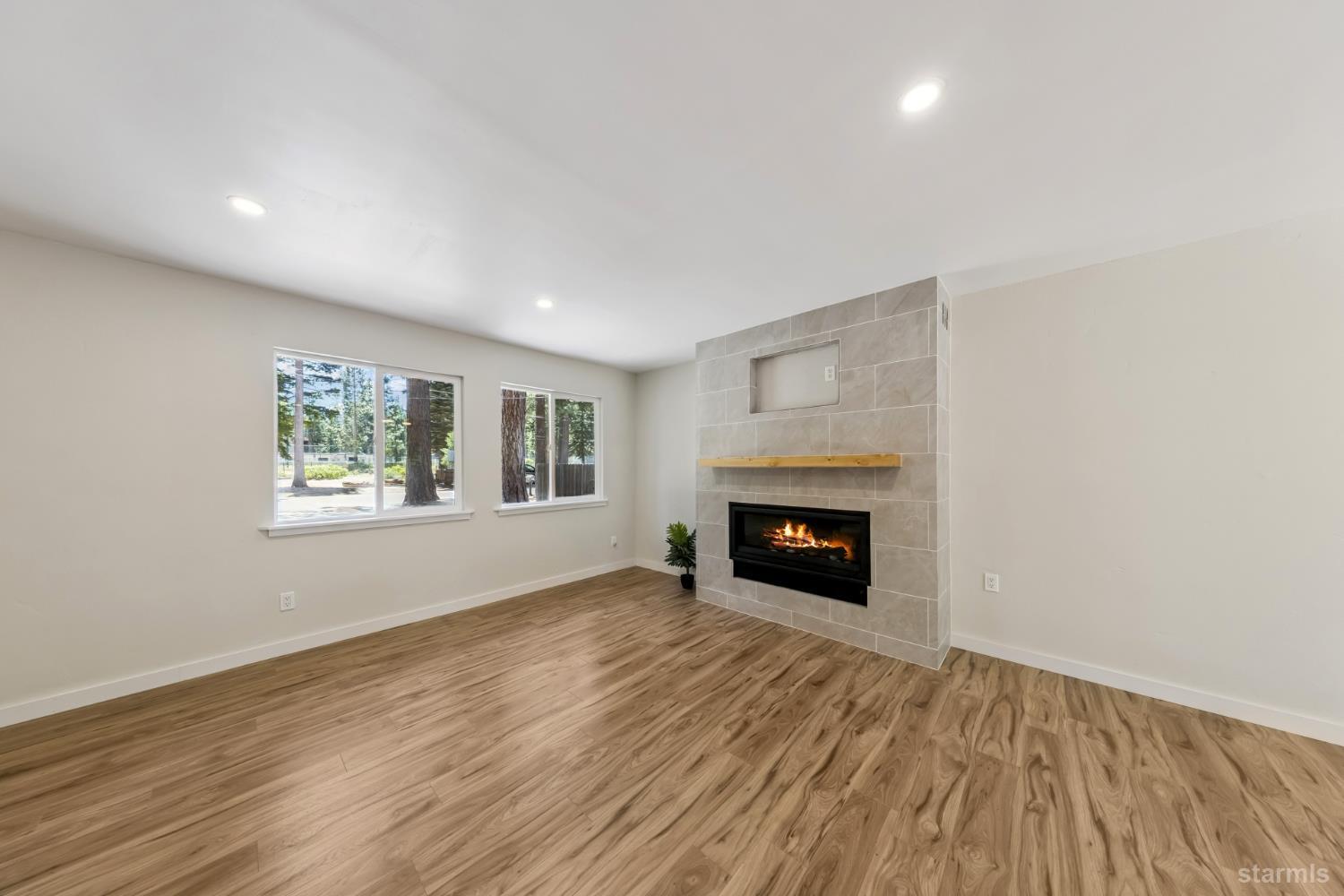 807 Gardner Street