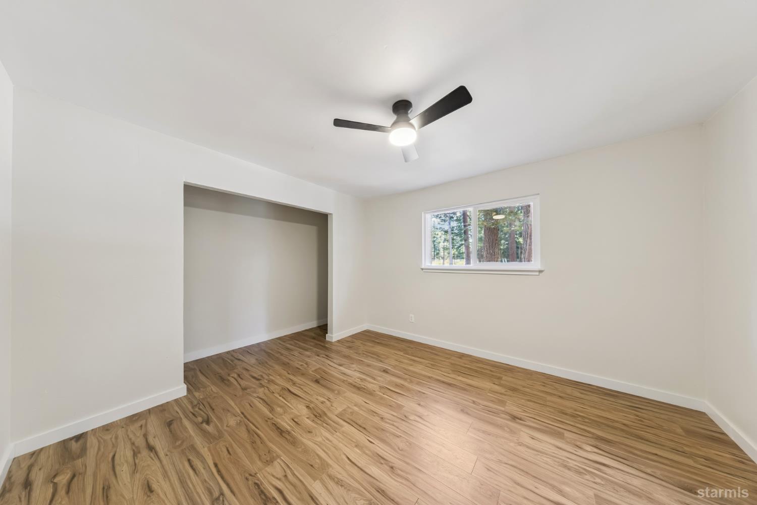 807 Gardner Street