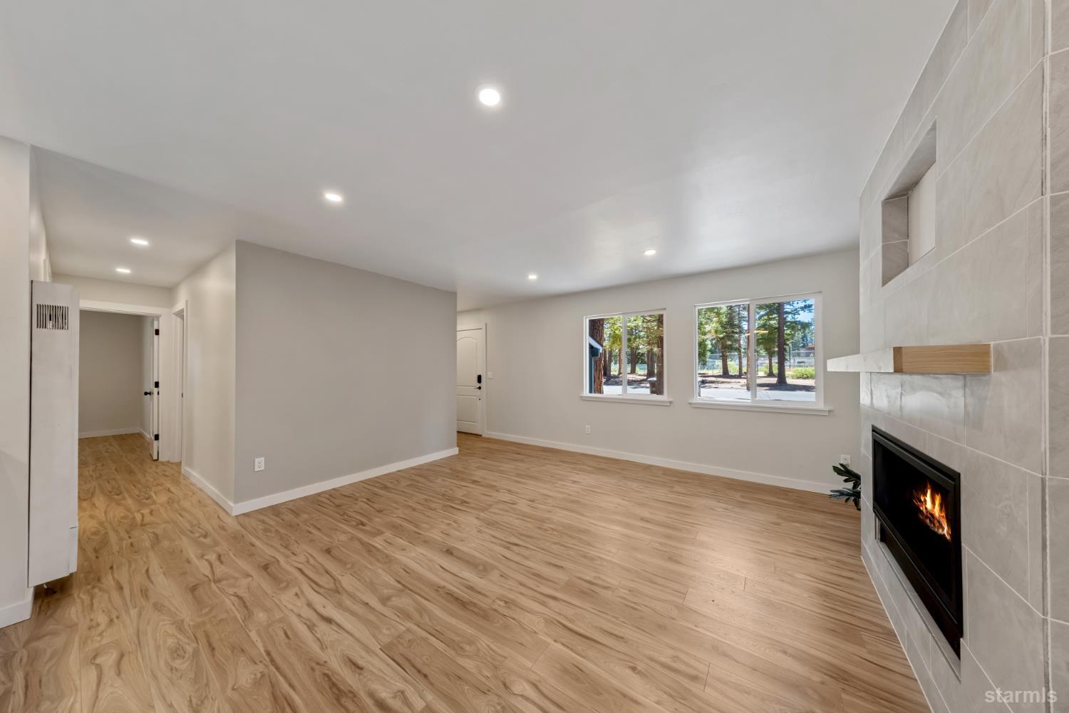807 Gardner Street