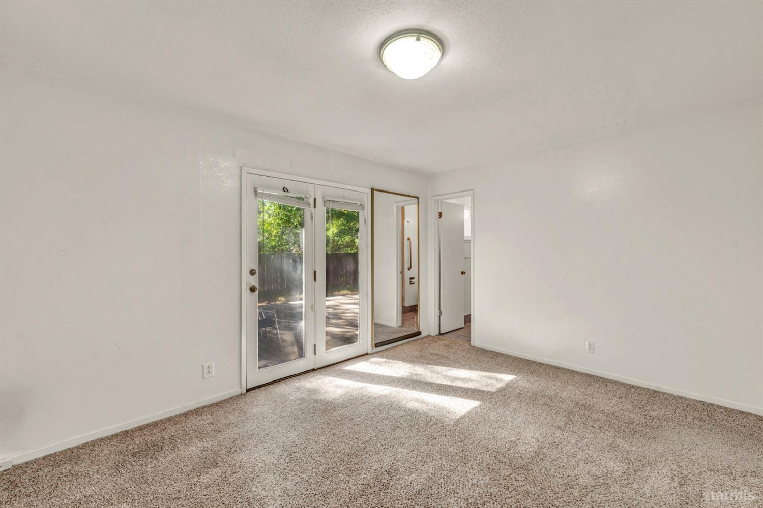2332 Oregon Avenue