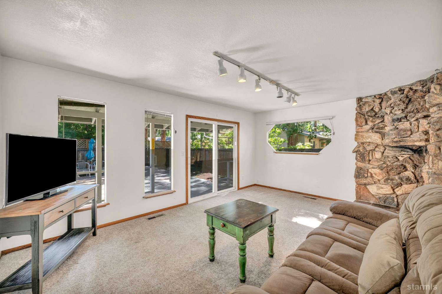 2332 Oregon Avenue