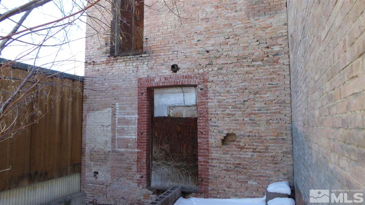 14 N Buel Street