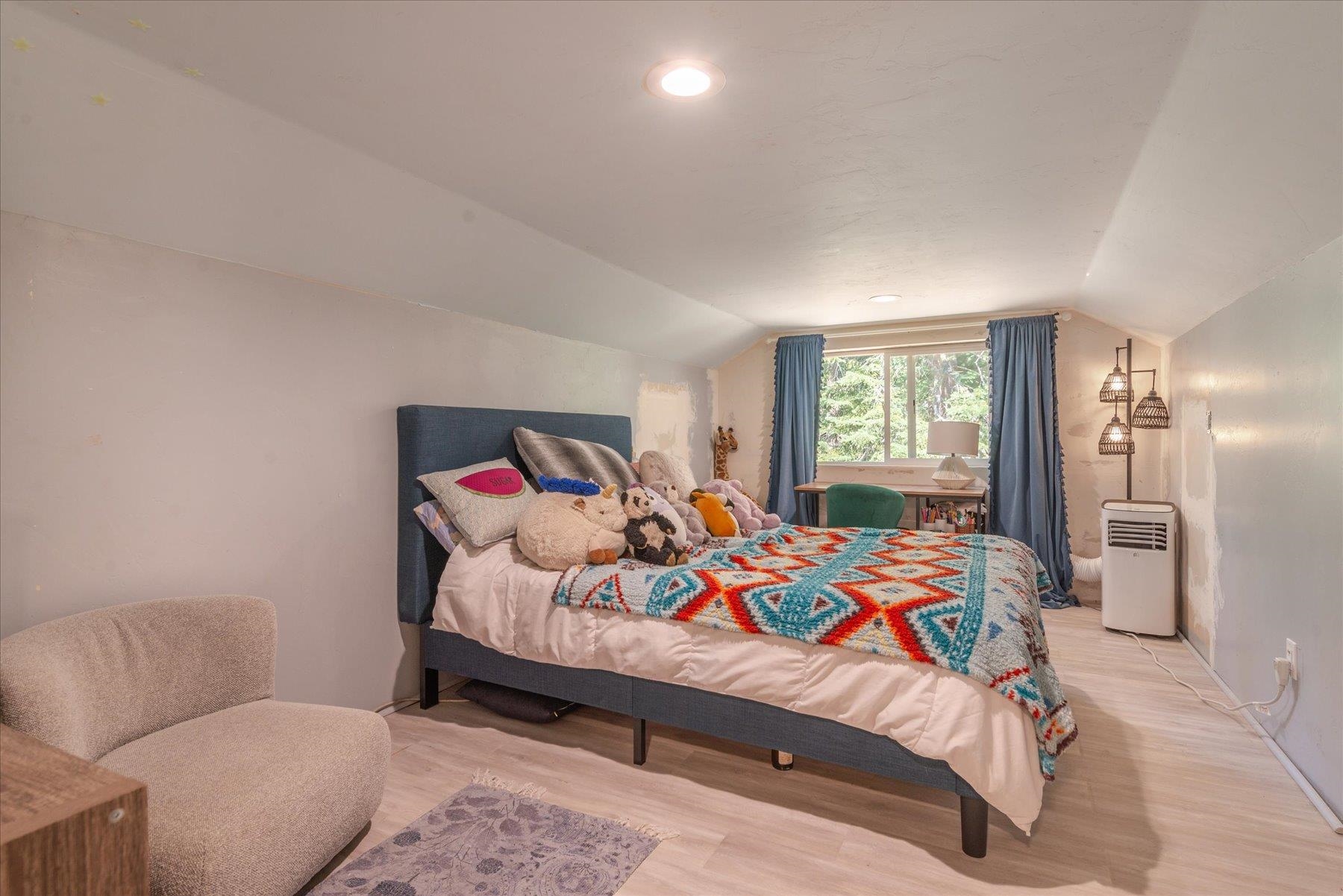 11013 Beacon Road