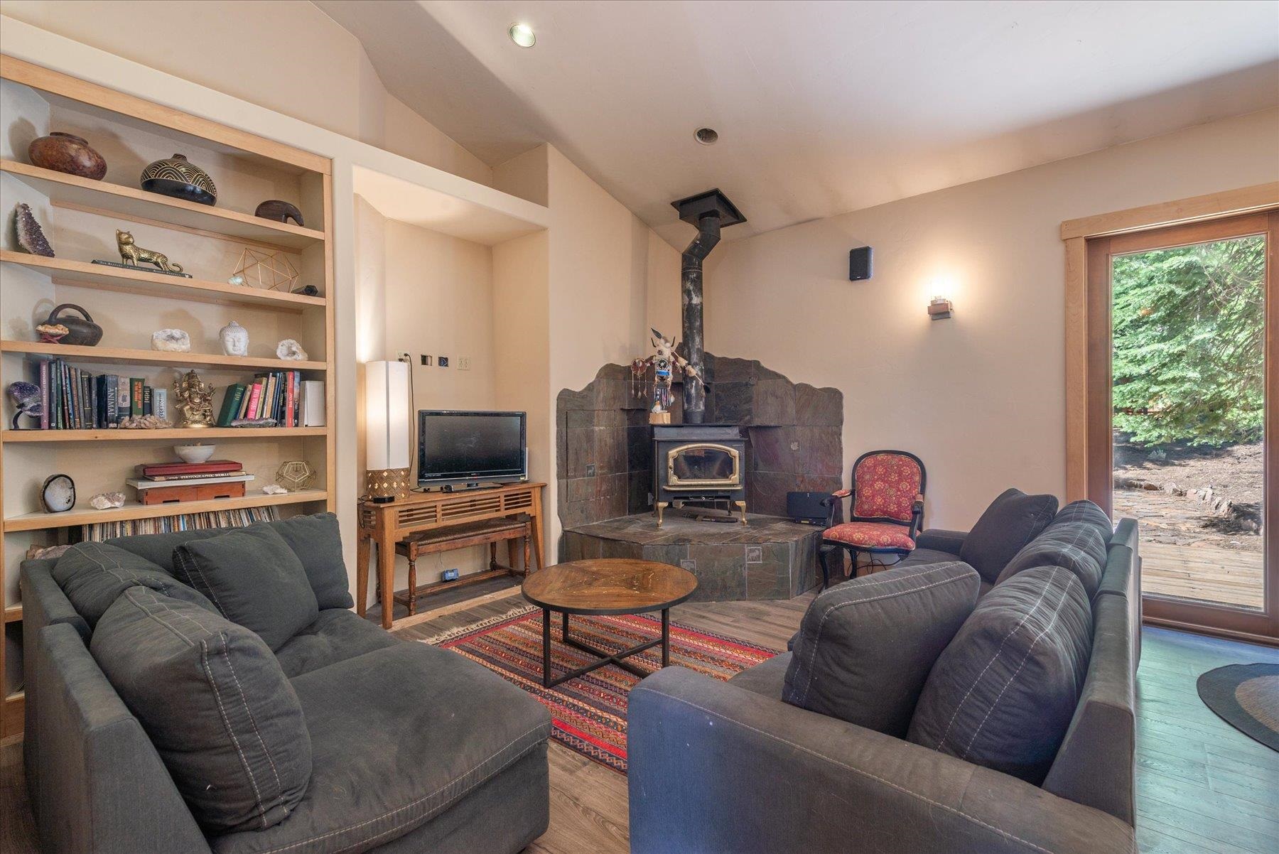 11013 Beacon Road