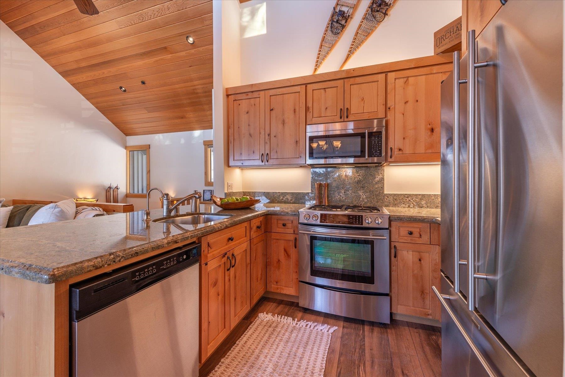 1560 Road Unit: 11