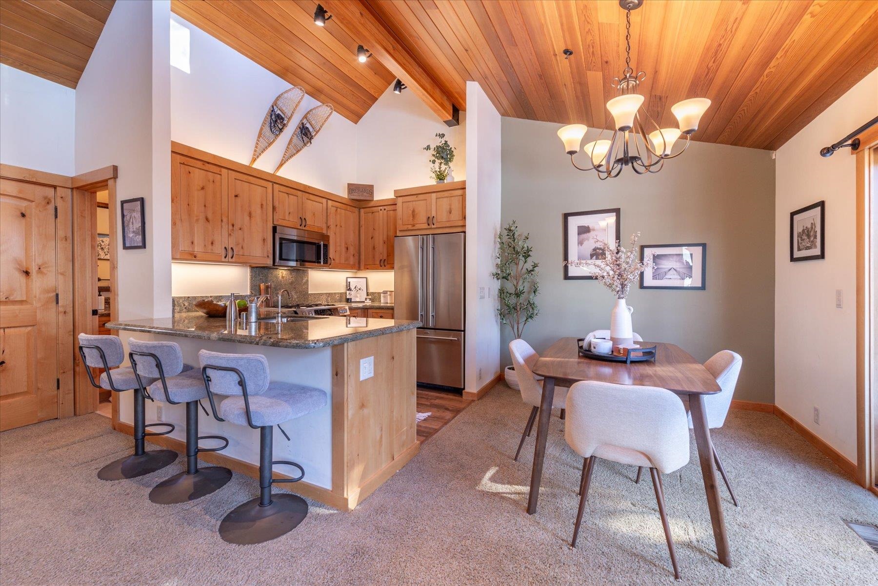 1560 Road Unit: 11