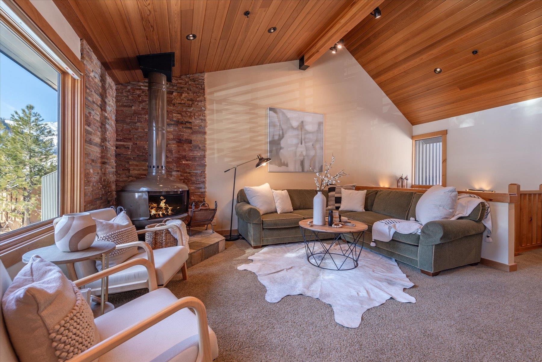 1560 Road Unit: 11