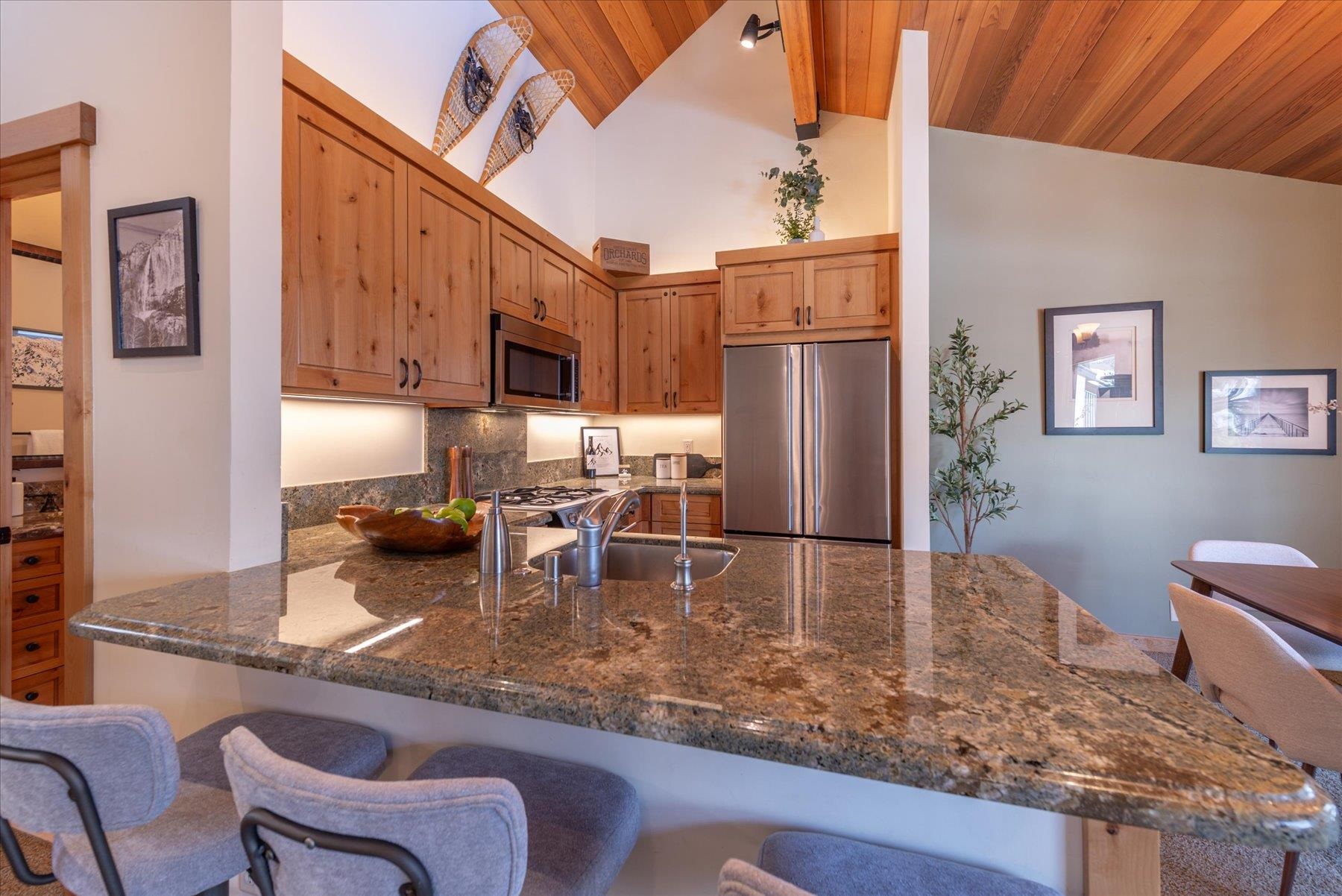 1560 Road Unit: 11