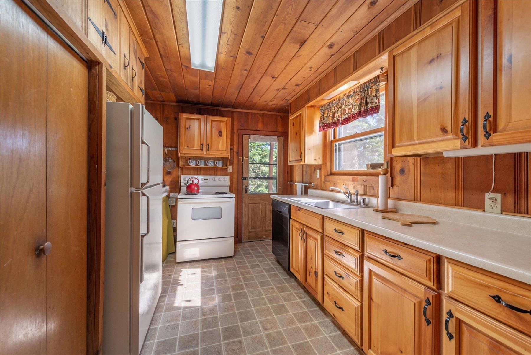 300 North Ridge Road