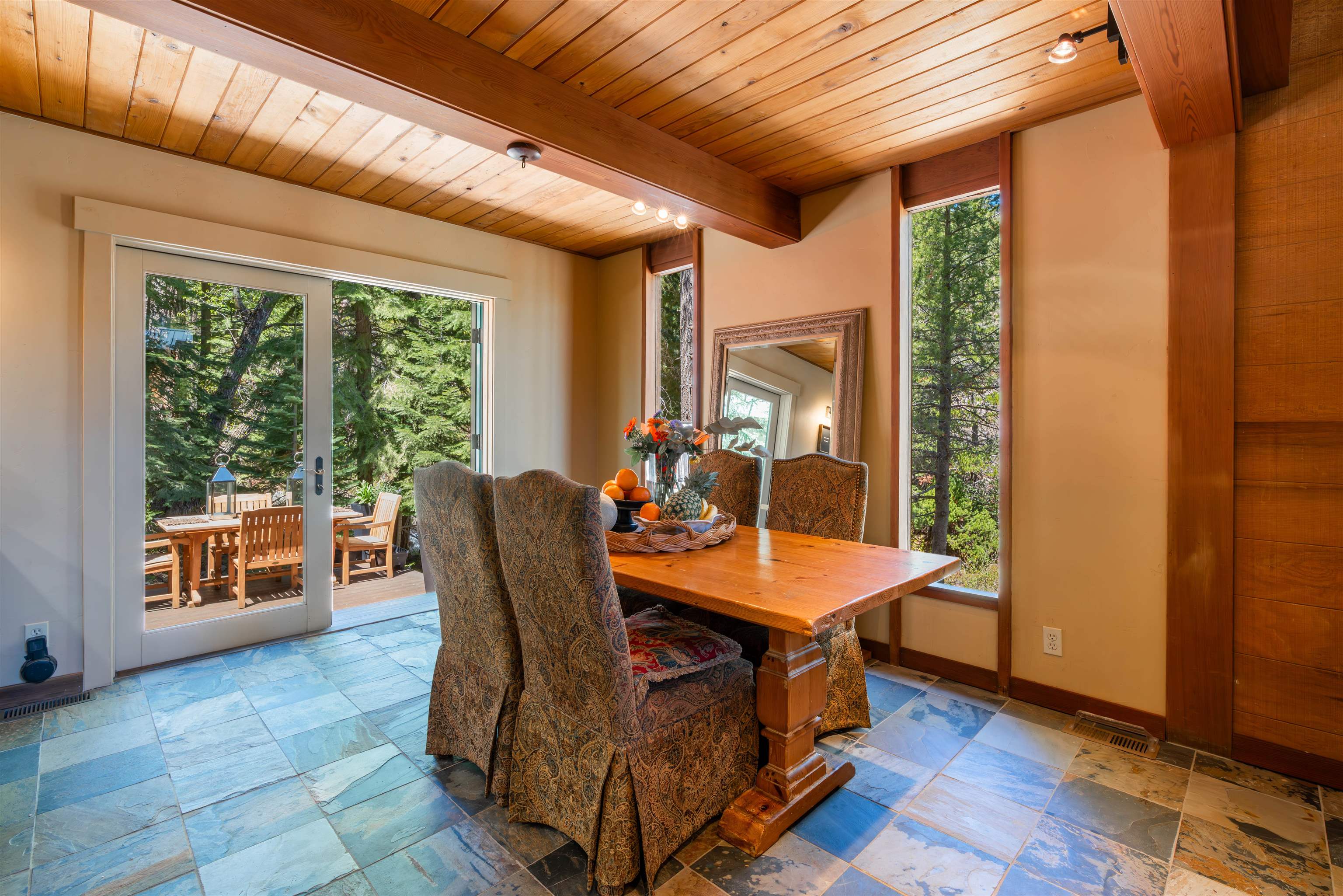 1334 Mineral Springs Trail