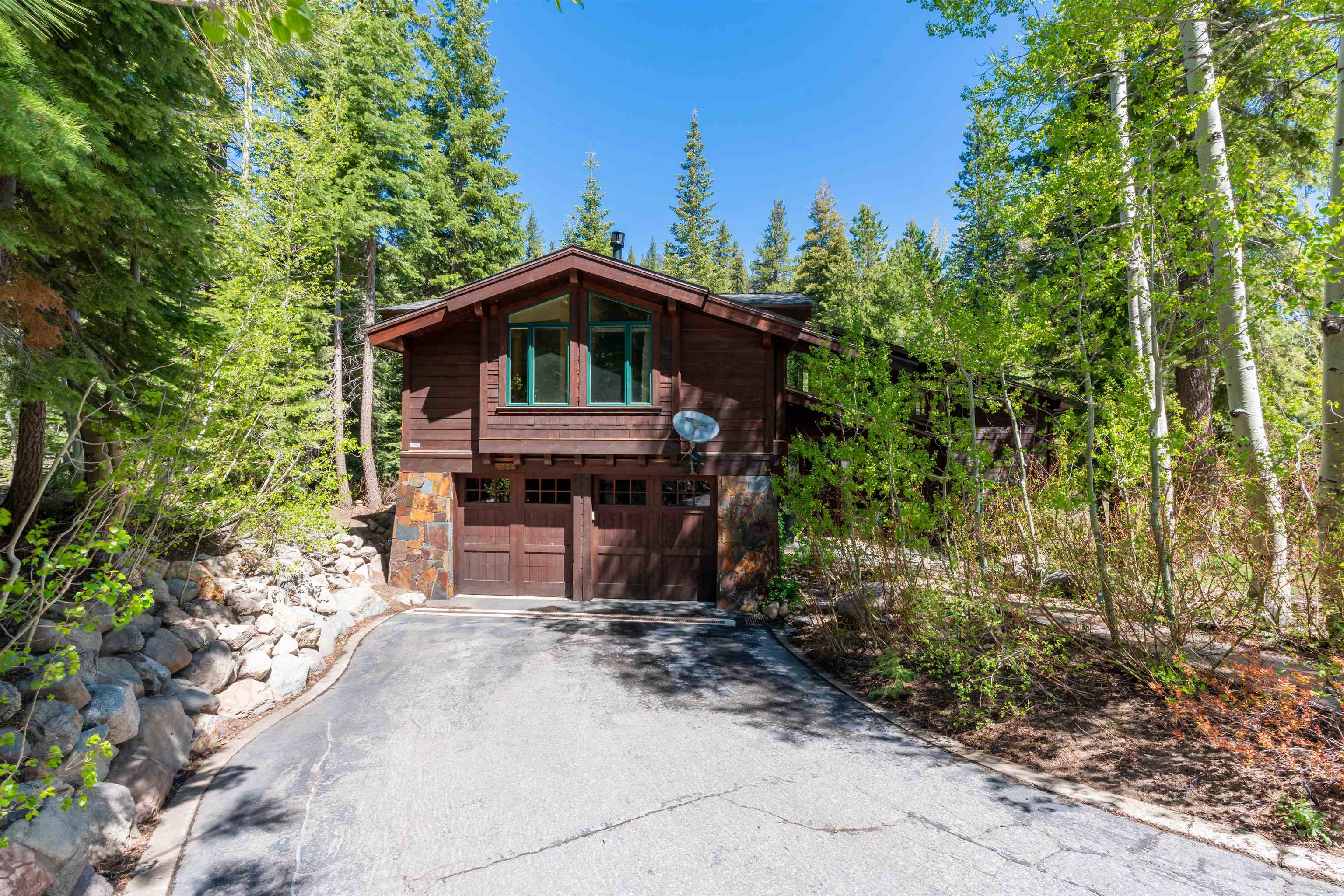 1334 Mineral Springs Trail