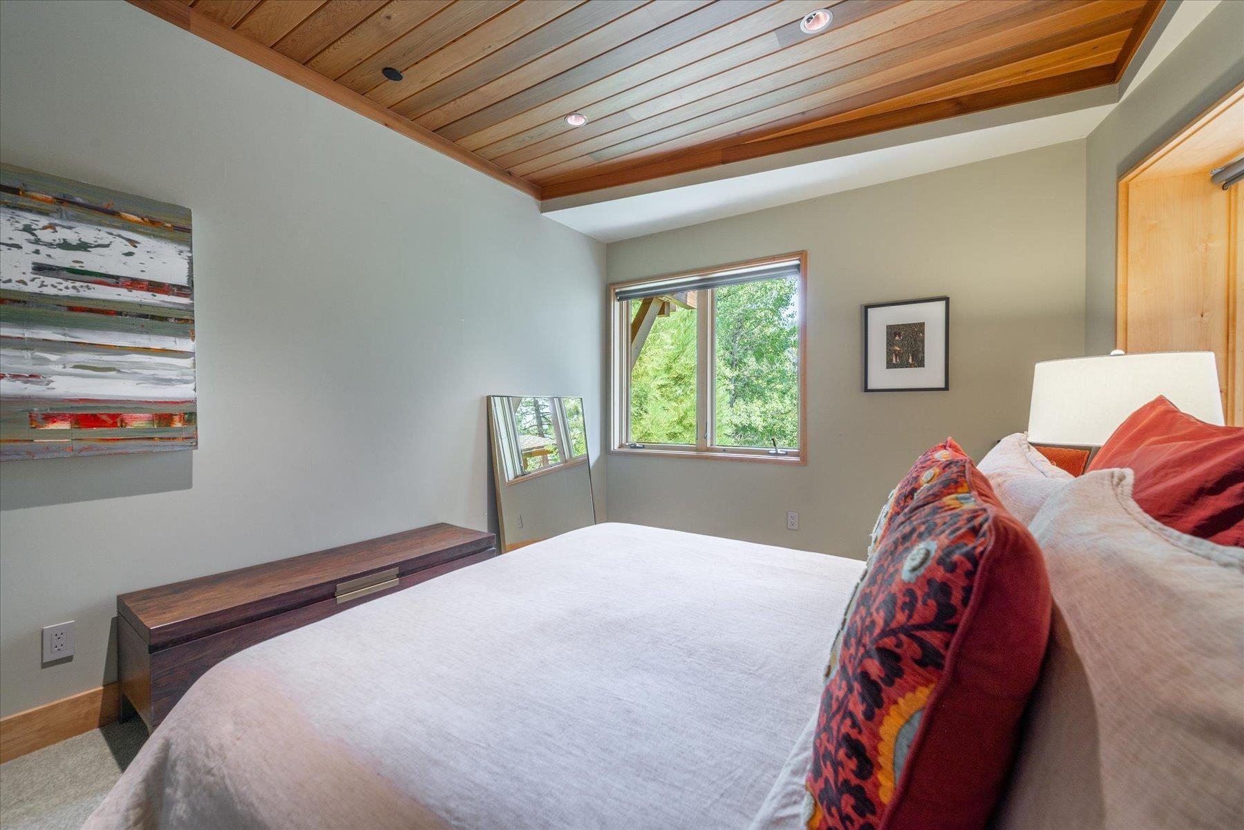 568 Hidden Lake Court