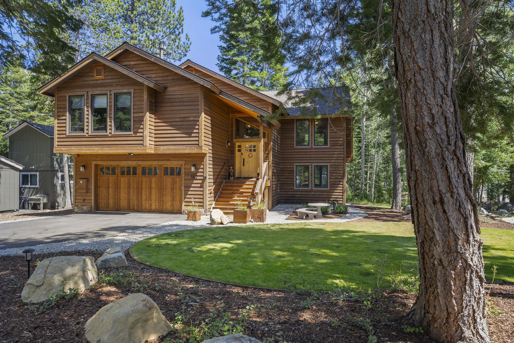 563 Robin Road
