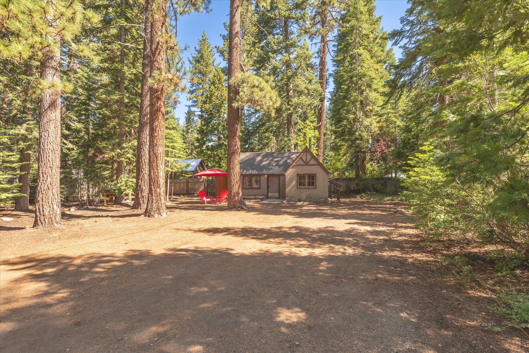 2565 Lake Forest Road