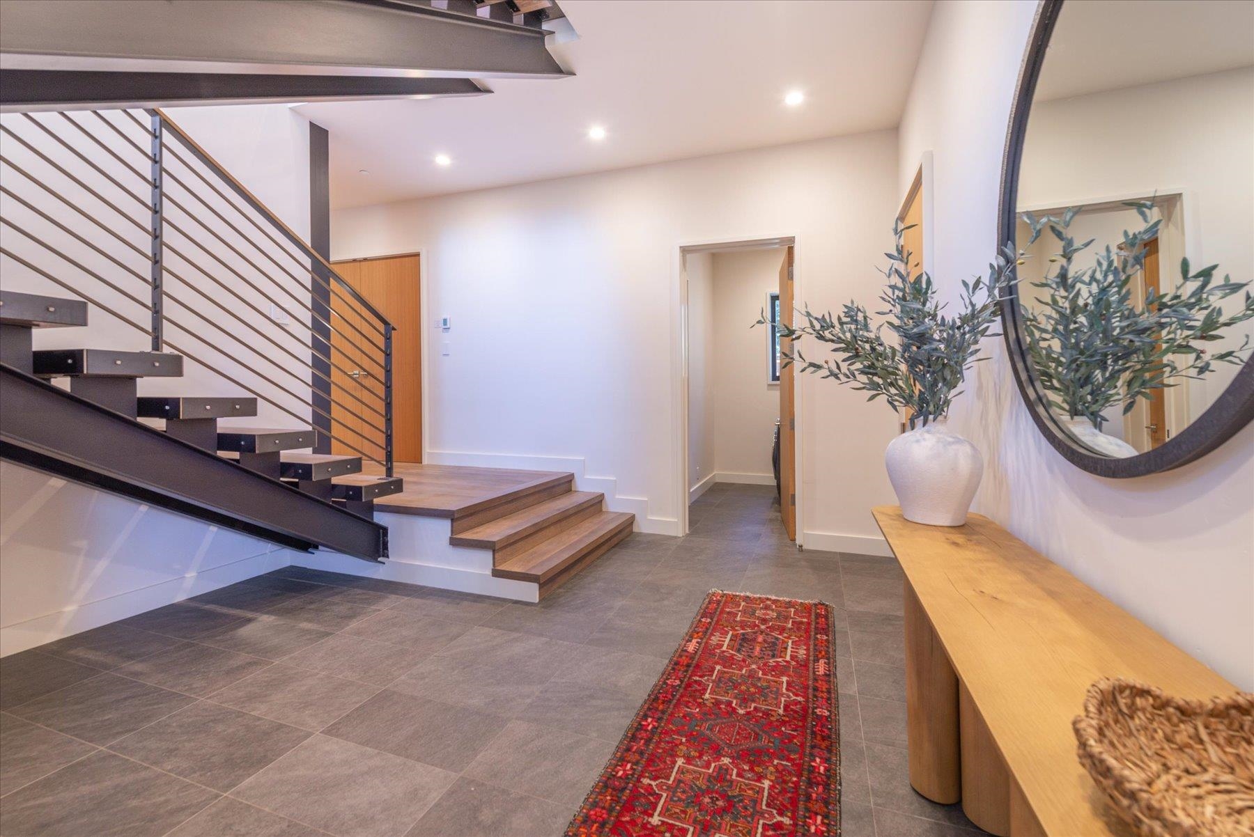 120 Old Cedars Place