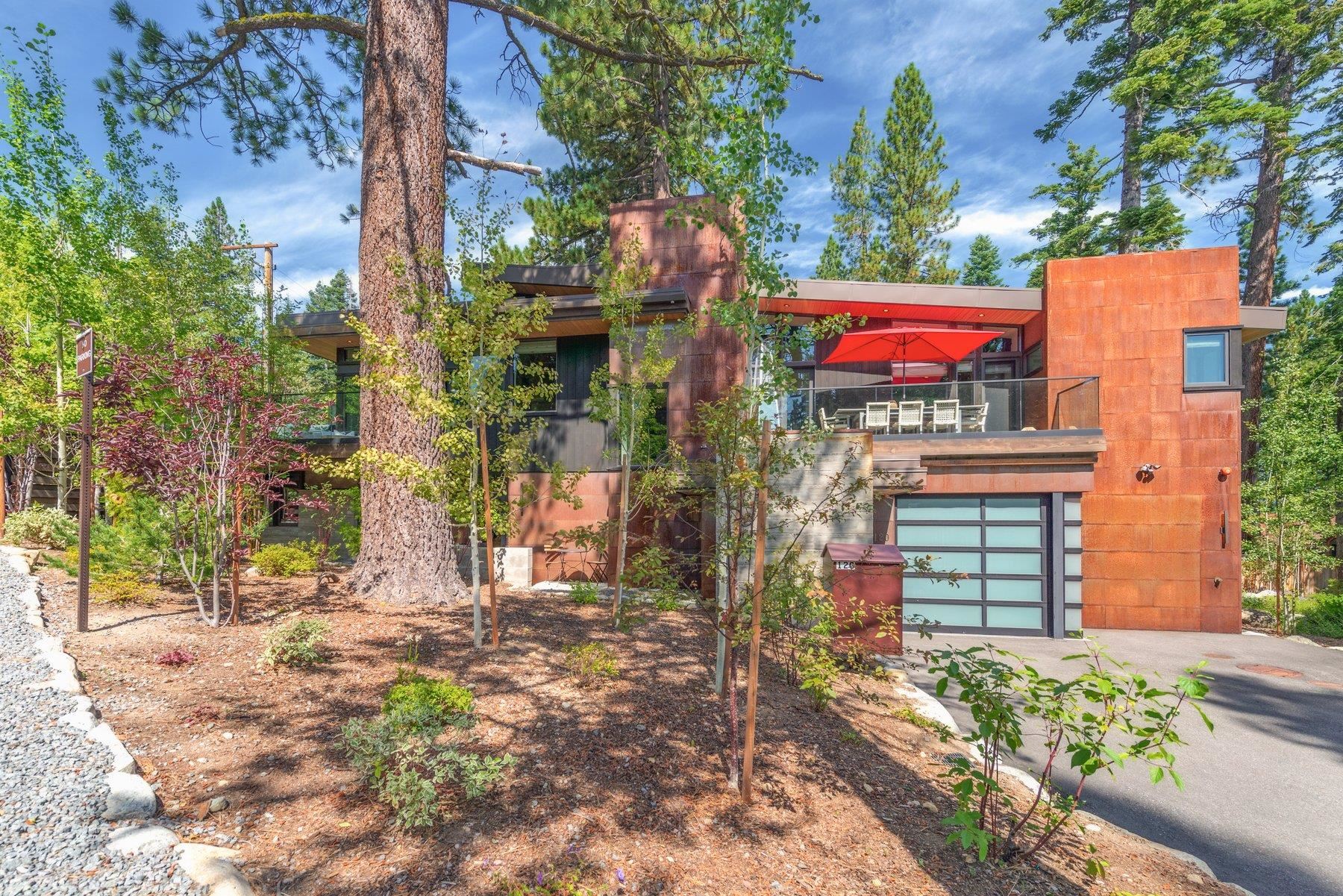 120 Old Cedars Place
