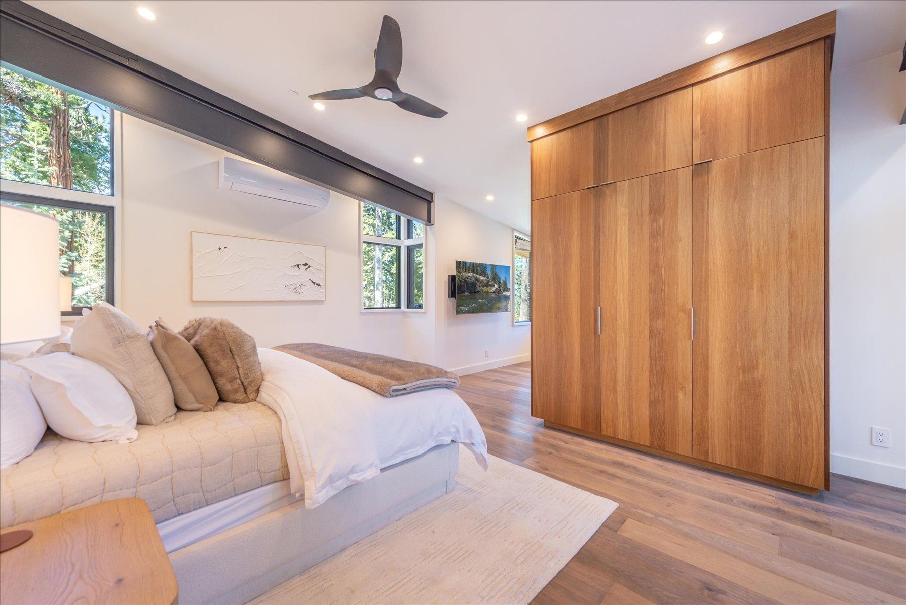 120 Old Cedars Place