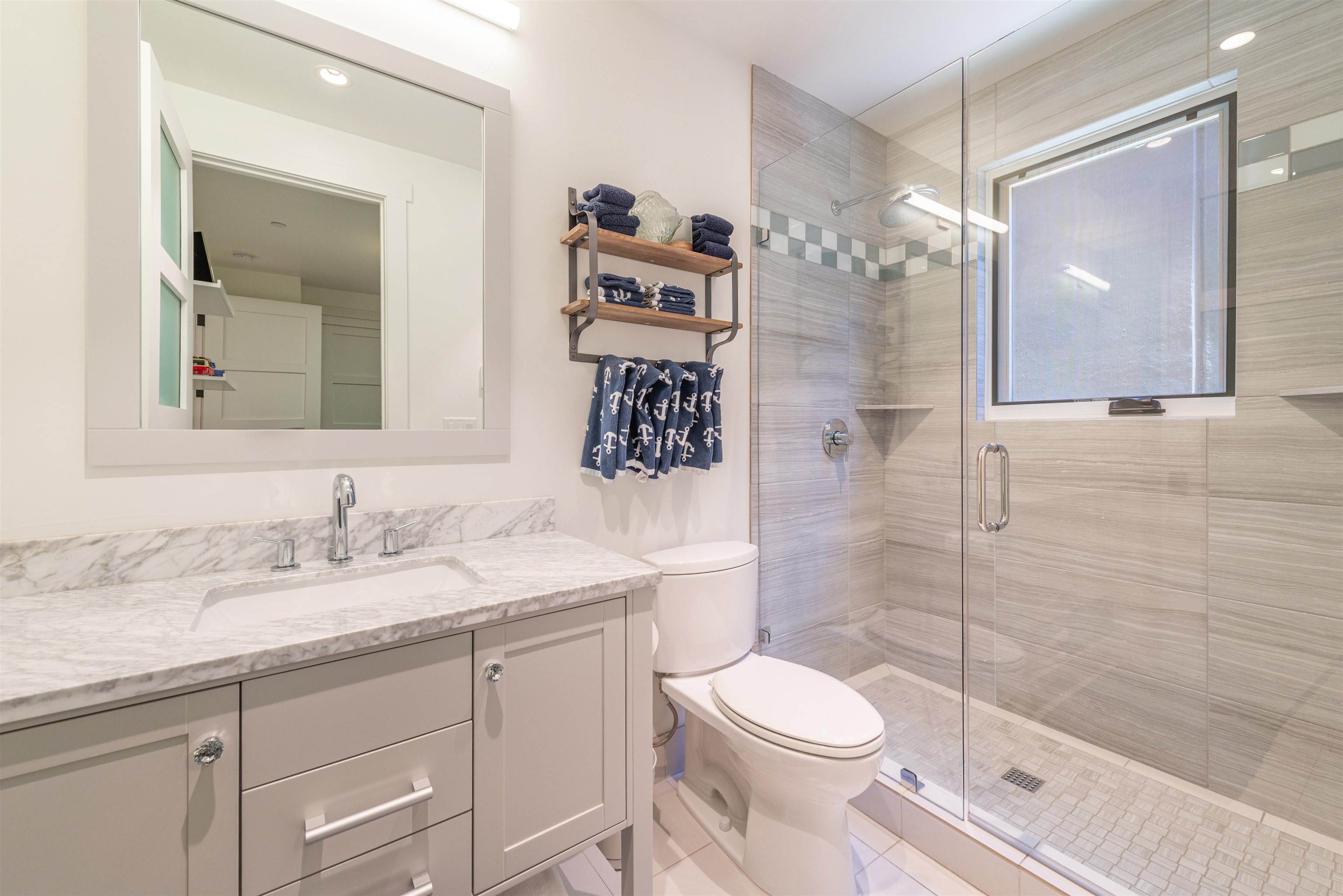 8308 North Lake Boulevard # 4 Unit: #4