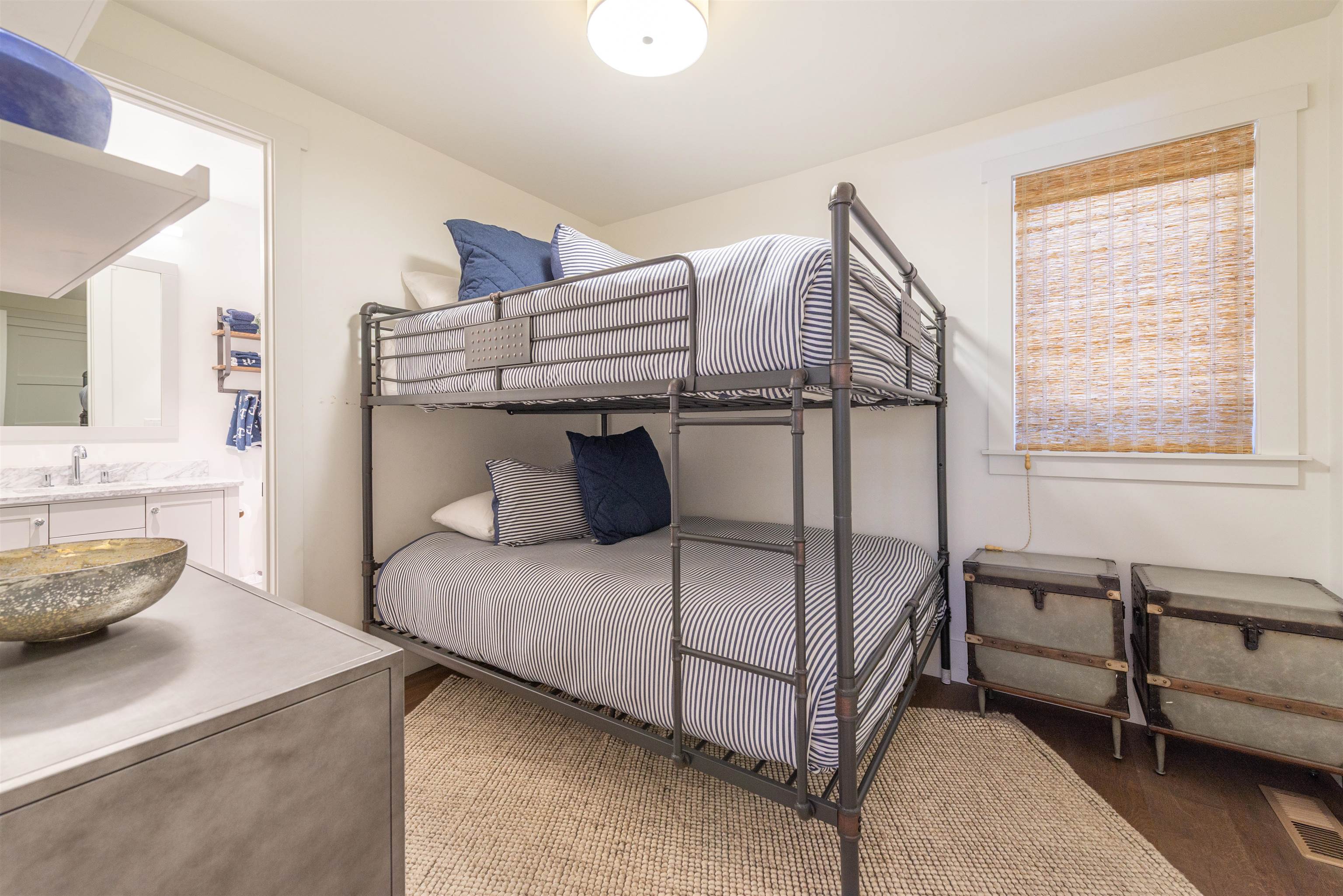 8308 North Lake Boulevard # 4 Unit: #4