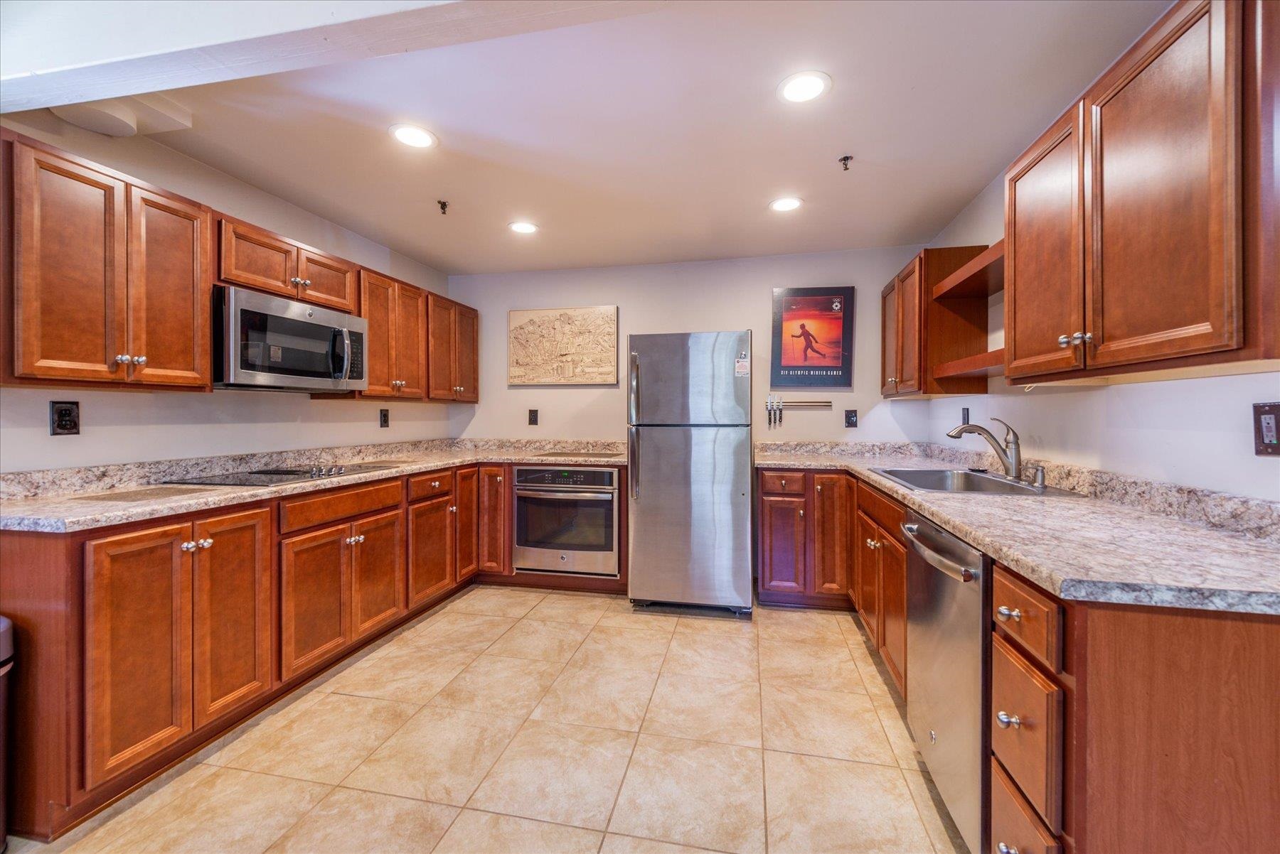 1081 Sandy Way