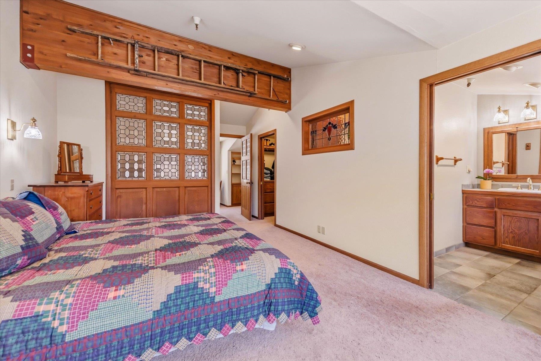 1081 Sandy Way