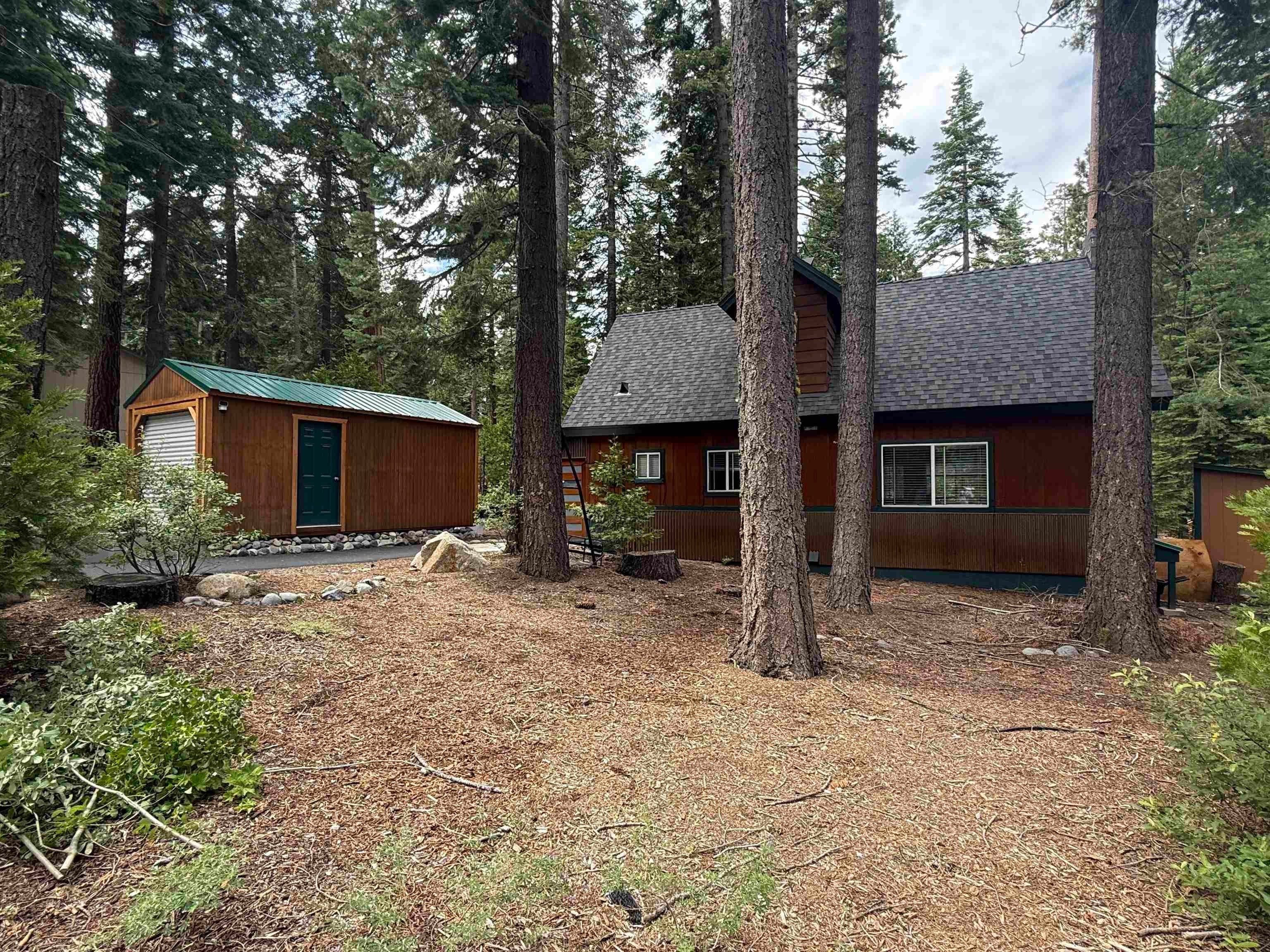 484 Alder Street