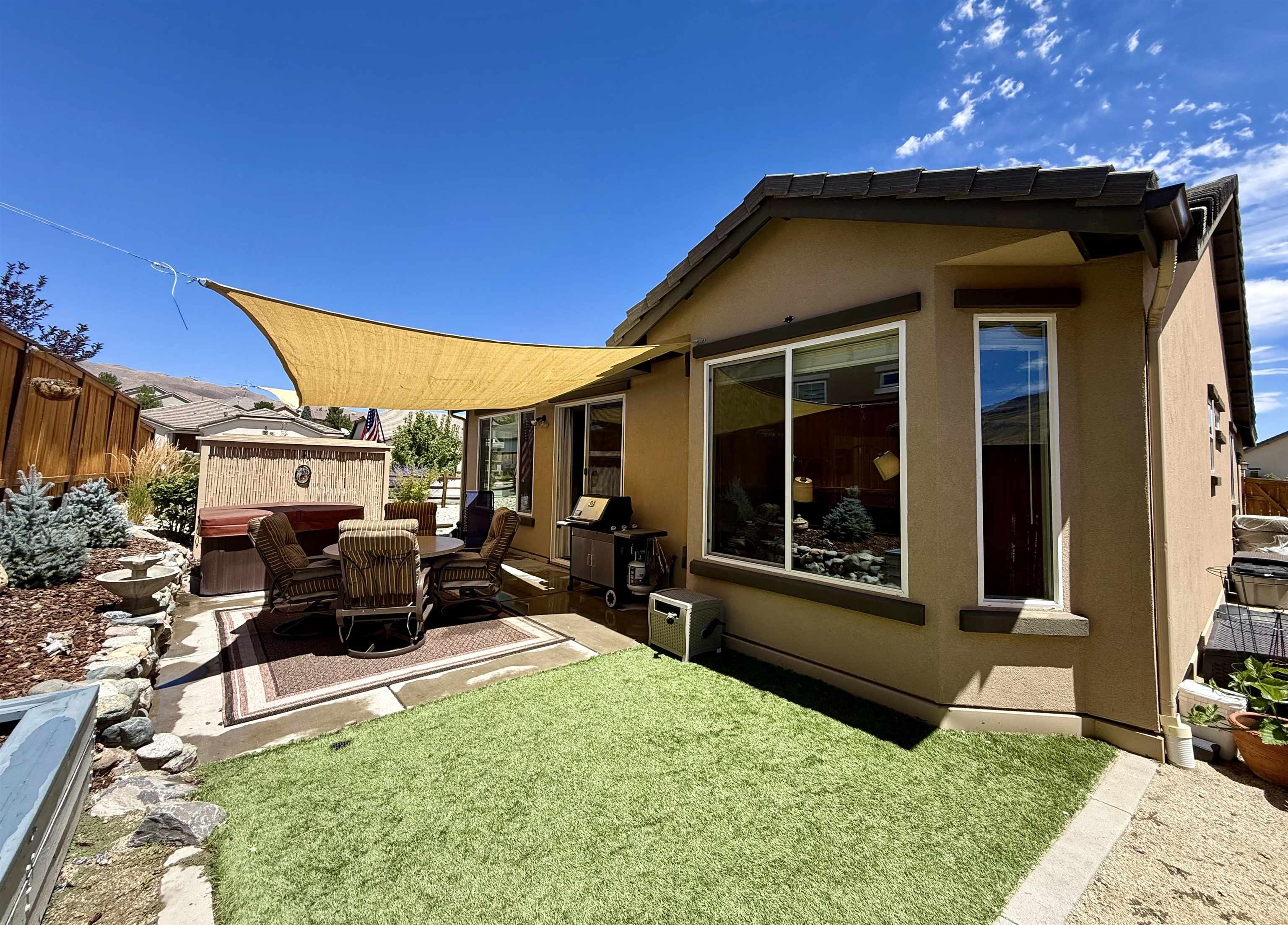 1095 Tazewell Trail