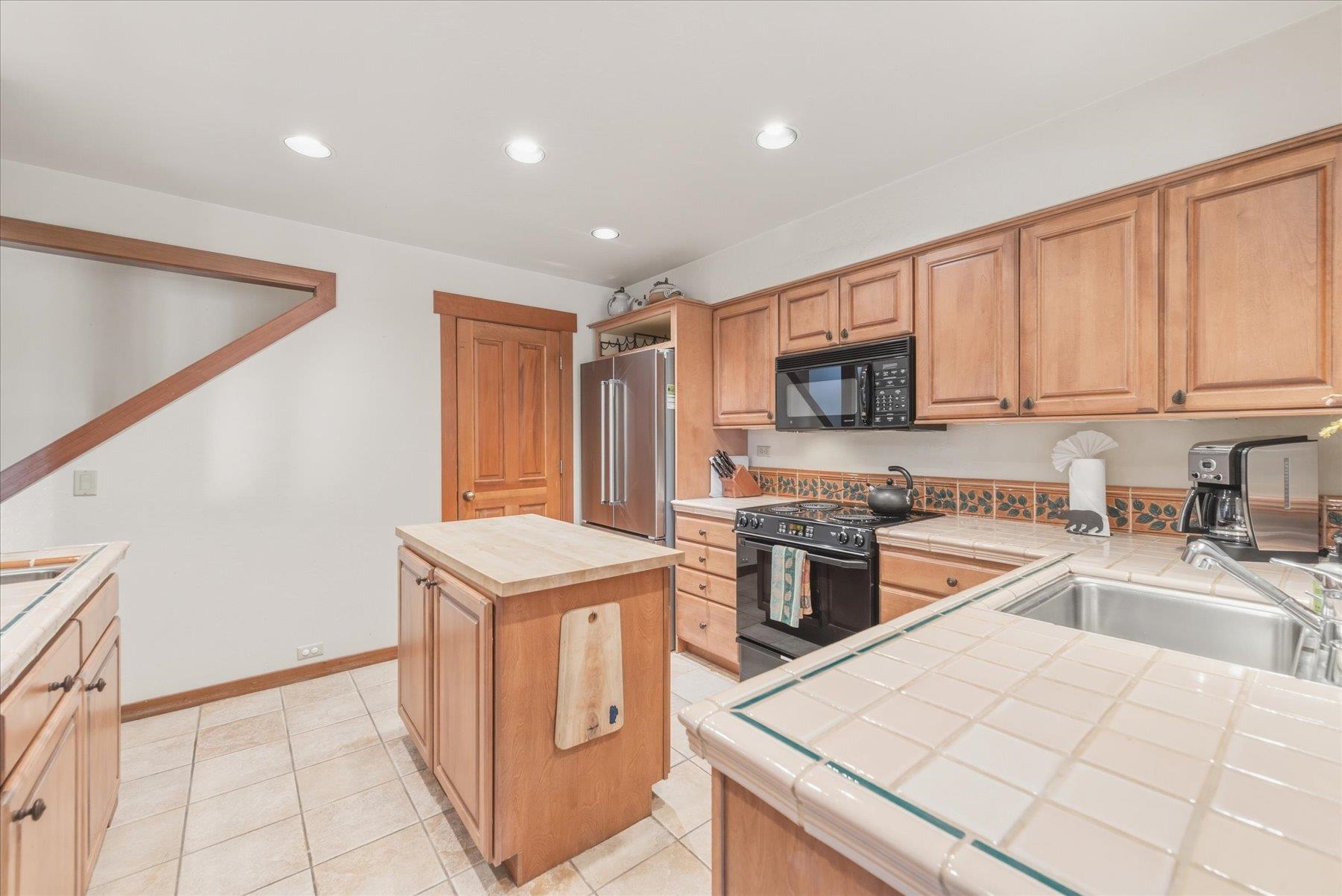 1200 West Lake Boulevard # 5 Unit: #5